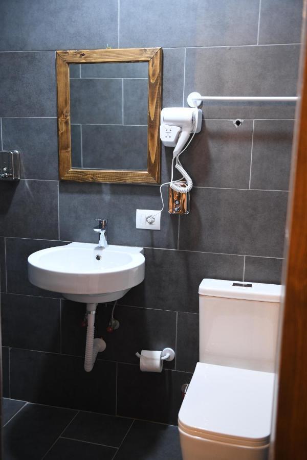 Anhel Hotel Berat Pokoj fotografie