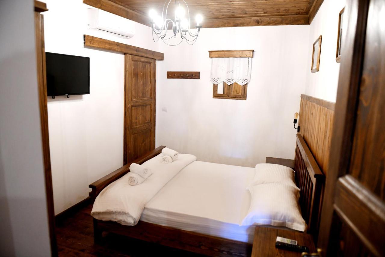 Anhel Hotel Berat Exteriér fotografie