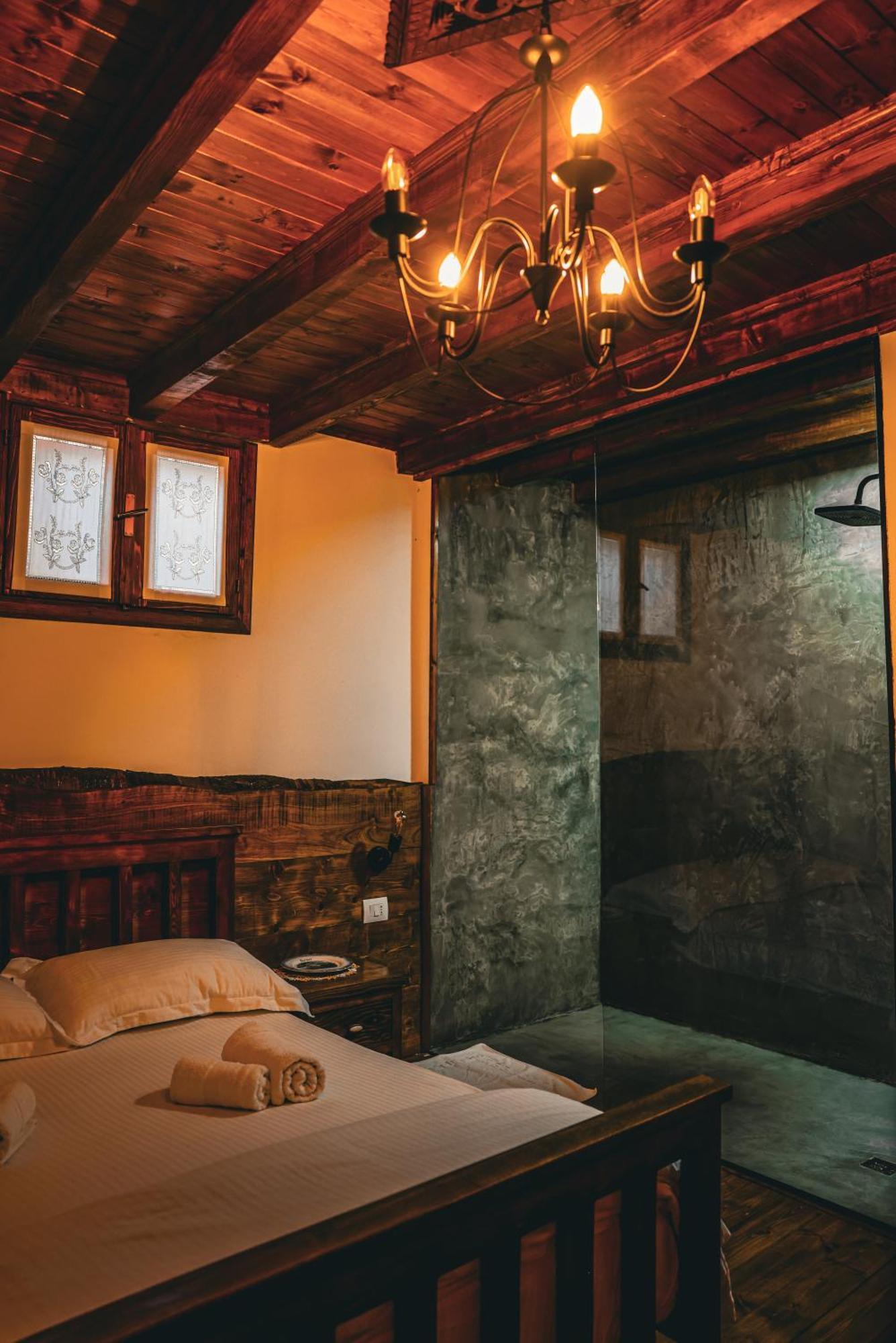 Anhel Hotel Berat Exteriér fotografie