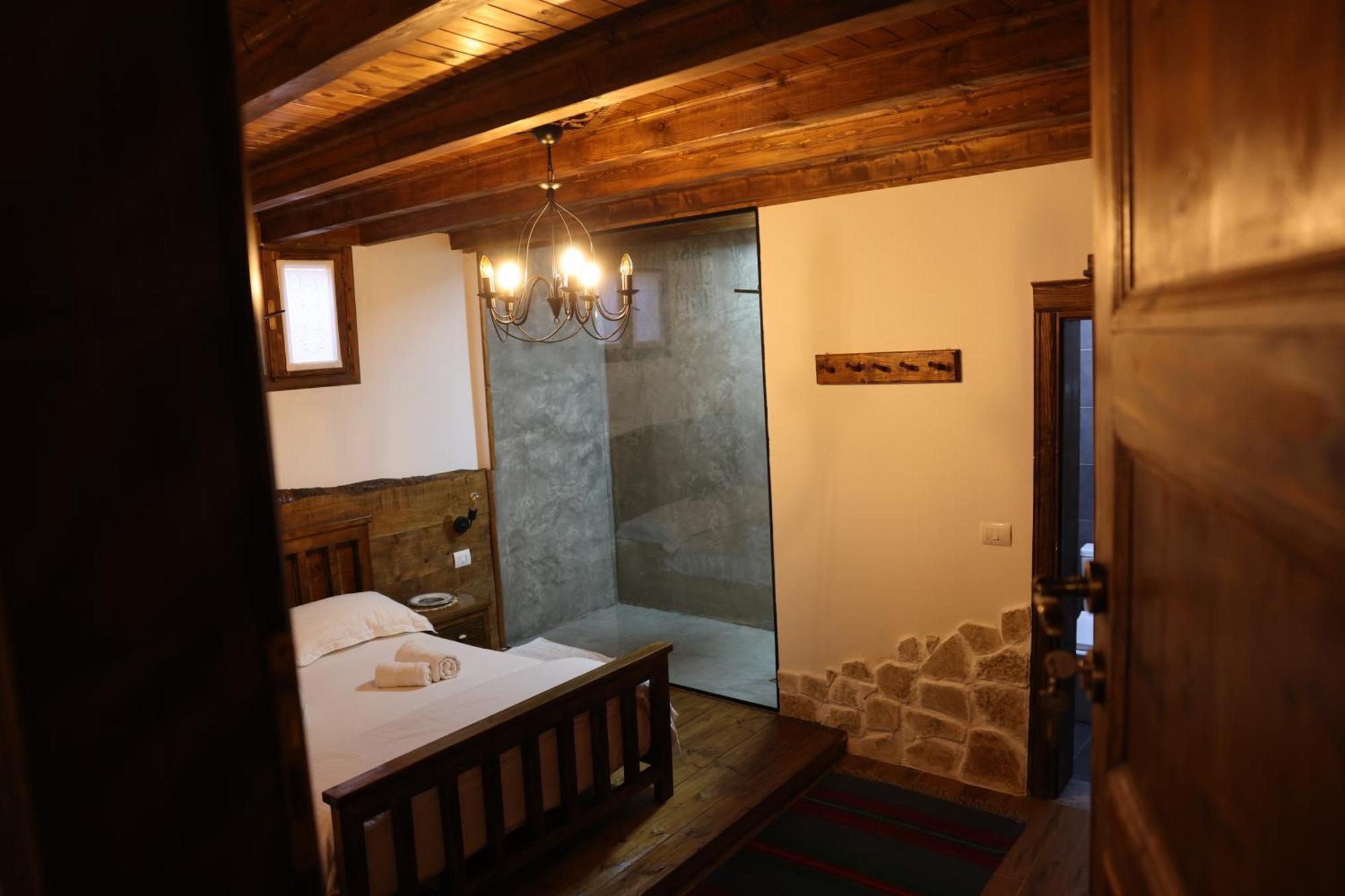 Anhel Hotel Berat Exteriér fotografie